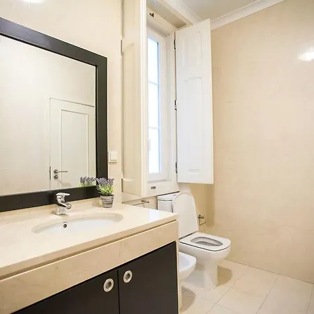 Apartamento 3bdr In By Lovelystay